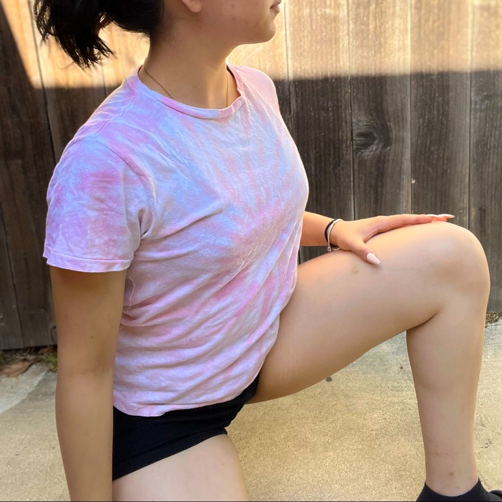 Pink tye dye shirt small